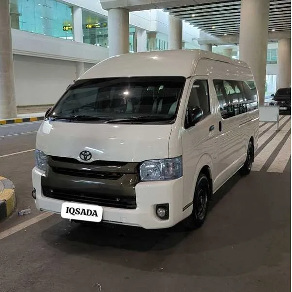 2 Hiace Comuter